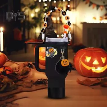 Набор подвесок для чашек на Хэллоуин для стаканов на 30 и 40 унций, в комплект входит соломенная крышка, ручка, ремешок, кольцо для чашки, плюшевый брелок, рукав, пряжка в виде сердца, 25 наклеек для персонализации A