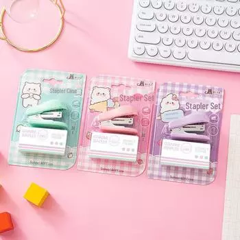 Набор разноцветных мини-степлеров Macaron — портативный офисный переплетный инструмент из 12 предметов мятный зеленый