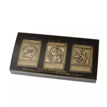 Набор рельефных фигурок Movic Duel Monsters White Dragon Black Magician Black Dragon Размер 89 мм x 127 мм Материал: цинковый сплав Yu-Gi-Oh! Голубые и красные глаза Прибл.