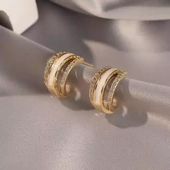 Набор серег с капающим маслом и бриллиантами, персонализированные серьги, женский дизайн высокого класса, серьги-гвоздики в стиле легкой роскоши, модная бижутерия, нишевые серьги 18K