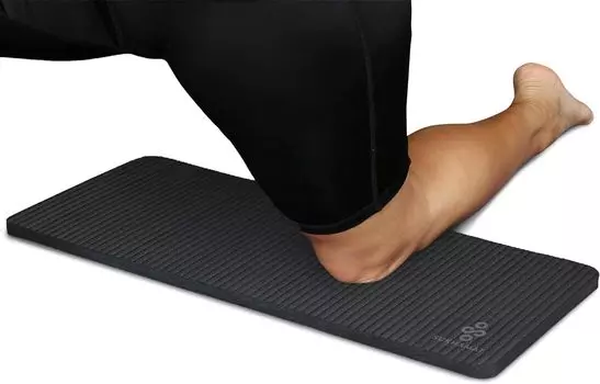 Наколенники для йоги SukhaMat толщиной 15 мм. Лучшие наколенники для занятий фитнесом без боли. Мягкое давление. Дополняет ваш полноразмерный комплект для йоги черного цвета – Новинка. чёрный