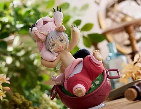 Nanachi Figure Made in Abyss Golden Land of Retsuhi Oira no Takaramono Official AMP+ жёлтый