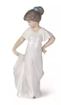 Nao Lladro doll is 02001110 wonderful! белый