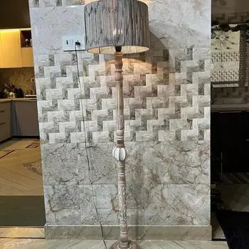 Напольный светильник-тренога из натурального дерева с выгравированным рисунком цветов и листьев, с абажуром из пряжи - промышленный светильник для гостиной, углов