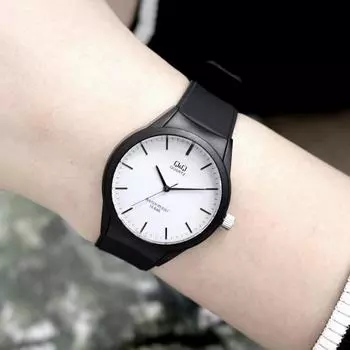 Наручные часы Q&Q Nurse CSAT с хорошей обзорностью