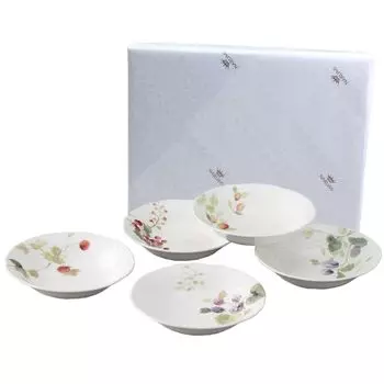 NARUMI Bowl Plate Set Lucy Garden 16cm Berry Pattern 5 Pattern Set Cute Relief Wedding Gift Microwave Warming Dishwasher Safe Gift Box Included