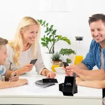 Насколько глубоко вы готовы погрузиться? Вопросы для карточной игры, которые укрепят связь с помощью 99 содержательных карточек для разговора для пар 1 Set