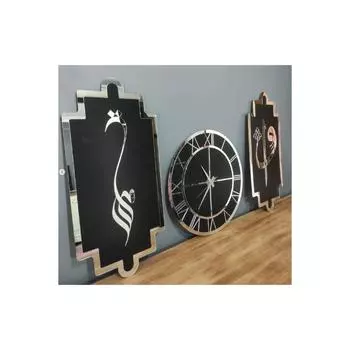 Настенные часы и картины