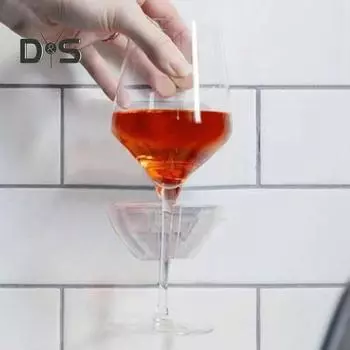 Настенный держатель для бокалов для вина, простой в использовании, защищенный от разливов дизайн, бесследный клей, стильный органайзер для ванной комнаты для чашек с красным вином Single Layer белый