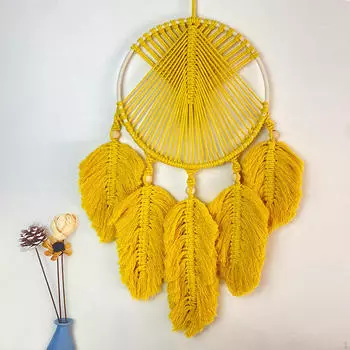 Настенный фон в стиле макраме с кисточками из листьев для декора квартиры зелёный