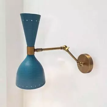 Настенный светильник середины 1950-х годов в итальянском стиле «модерн» в стиле «стилиново» Diablo Scones (Один)