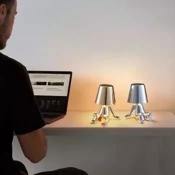 Настольная лампа в виде статуи золотого человека с возможностью зарядки через USB, 3 цвета, сенсорное управление с регулировкой яркости A серебряный