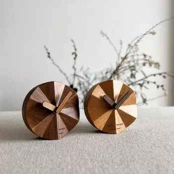 Настольные часы мини, массивные, скандинавские, уникальный дизайн интерьера, подарок, деревянные, маленькие, ручная работа, стильные, натуральные, размер, простые, современные, дизайнерские, деревянные,