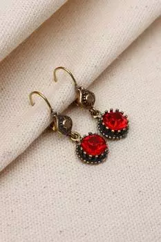 Настоящие серьги с подвесками из красного камня