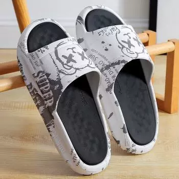 Наступая на дерьмо 2025 новые домашние тапочки мужские летние уличные тапочки для ванной нескользящие сандалии с мягкой подошвой для дома мужские 40-41 чёрный