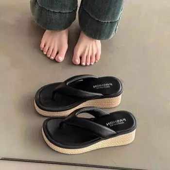 Наступая на дерьмо мягкая подошва мандаринка утка любовь шлепанцы женская верхняя одежда 2025 лето новые мокрые повседневные тапочки 35 чёрный