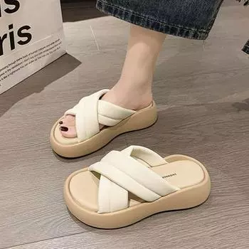 Наступая на дерьмо тапочки дети 2025 новое лето Интернет знаменитость взрыв толстая подошва высота маленькие холодные тапочки пляжная обувь 35