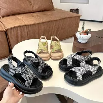 National style sandals women s 2024 summer new versatile cross-embroidered Roman with skirt cool slippers platform beach shoes 35 зелёный