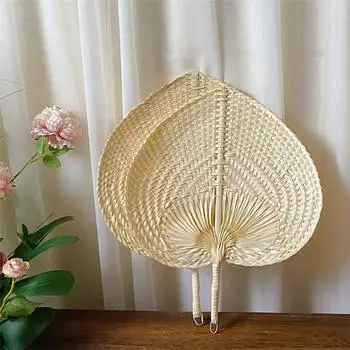 natural bamboo and rattan fans, handwoven palm leaf pattern, heart-shaped woven fan, summer cooling fan, for home decoration светло-желтого