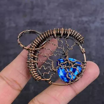 Natural Blue Topaz Gemstone Handmade Copper Wire Wrap Jewelry Pendant 2.48 g6w96