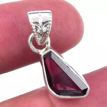 Natural Garnet 925 Solid Sterling Silver Jewelry Gift Jewelry Pendant 1 V3h97