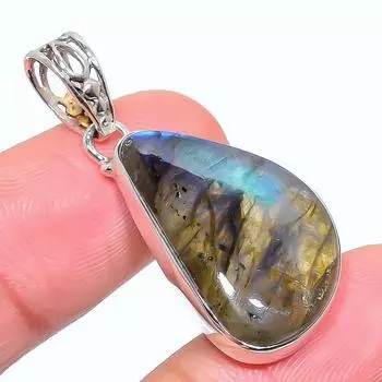 Natural Labradorite Gemstone 925 Solid Sterling Silver Gift Pendant 1.58 C2l34