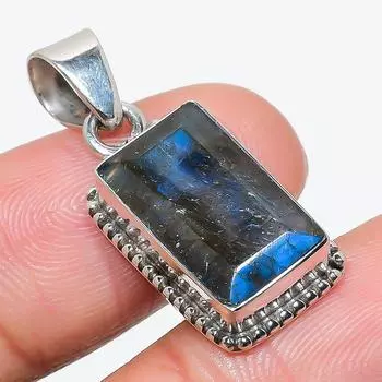Natural Labradorite Gemstone 925 Solid Sterling Silver Gift Pendant 1.25 M3m08