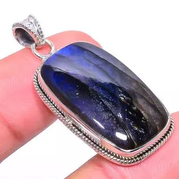 Natural Labradorite Gemstone 925 Sterling Silver Two Tone Pendant 1.58 B2D97