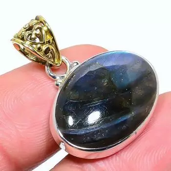 Natural Labradorite Gemstone 925 Sterling Silver Two Tone Pendant 1.18 S0F06