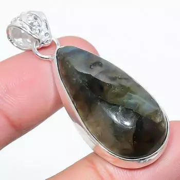 Natural Labradorite Gemstone Handmade 925 Sterling Silver Pendant 1.97 d1n33