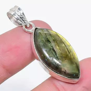 Natural Labradorite Gemstone Handmade 925 Sterling Silver Pendant 1.77 L3K36