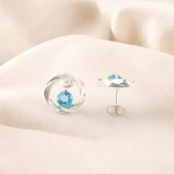 Натуральные серьги-пусеты из серебра с швейцарским голубым топазом 925 проба цельное серебро ручная работа CE-13-5