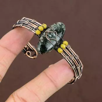 Натуральный драгоценный камень серафинит, браслет ручной работы из медной проволоки, браслет-манжета, регулируемый. e0f14