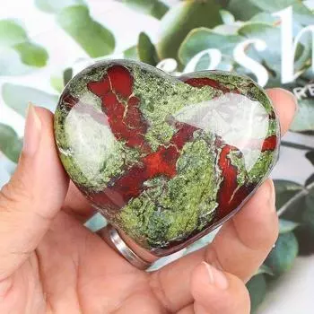 Натуральный камень драконьей крови, кварцевый минерал, долговечность, украшение в форме сердца, украшение интерьера 50-100g