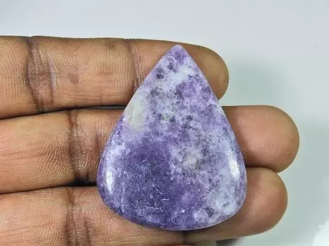 Натуральный лепидолит фиолетовый кристалл дизайнерский драгоценный камень ручной работы 35X45X06 мм SK-1035