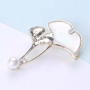 Натуральный пресноводный перламутровый брошь темперамент простой лист гинкго ретро универсальный пиджак костюм булавка аксессуары