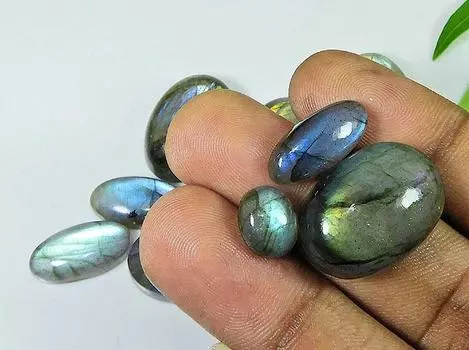 Натуральный радужный лабрадорит овальный кабошон 10-30 мм россыпью драгоценных камней 10 шт. Лот LM-1132