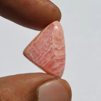 Натуральный розовый родохрозит драгоценный камень, редкий родохрозит кабошон, треугольная форма 17 карат, размер 21x15x5 мм 21x15x5 mm разноцветный