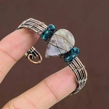 Натуральный русский чароит, драгоценный камень, медная проволока, браслет-манжета, регулируемый O3b63