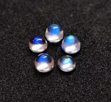 Натуральный Синий Яркий Радужный Лунный Камень Круглой Формы Партия Синий Огненный Кабошон Свободный Кабошон Круглый Для Изготовления Ювелирных Изделий 3 MM Size 5 To 7 Pieces