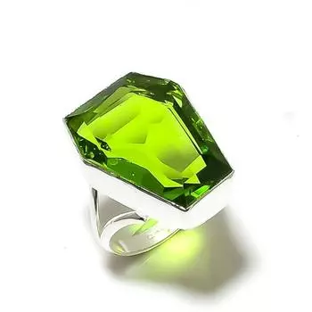 Natural Peridot Gemstone Handmade 925 Sterling Silver Gift Ring Size 8 n5S29