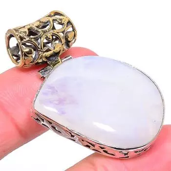 Natural Rainbow Moonstone 925 Solid Sterling Silver Tow Tone Pendant 1.69 y8C88