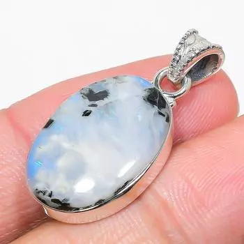 Natural Rainbow Moonstone Gemstone 925 Solid Sterling Silver Pendant 1.50 W8L25