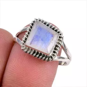 Natural Rainbow Moonstone Gemstone 925 Solid Sterling Silver Ring Size 8.5 g1Z37