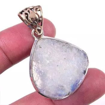 Natural Rainbow Moonstone Gemstone 925 Solid Sterling Silver Pendant 1.75 L8s62