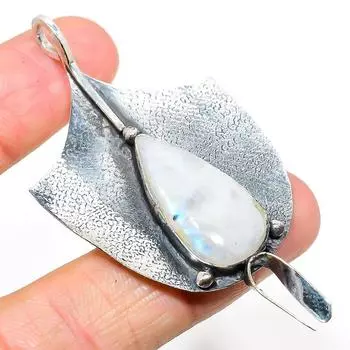 Natural Rainbow Moonstone Gemstone 925 Sterling Silver Pendant 2.76 J3u98