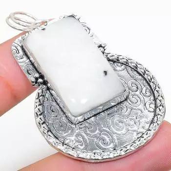 Natural Rainbow Moonstone Gemstone 925 Sterling Silver Pendant 2.25 Q3V38