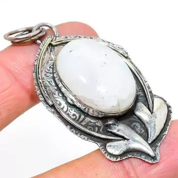 Natural Rainbow Moonstone Gemstone 925 Sterling Silver Pendant 2.48 D7L01