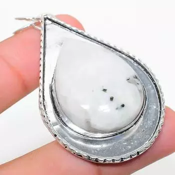 Natural Rainbow Moonstone Gemstone 925 Sterling Silver Pendant 2.36 o4F74