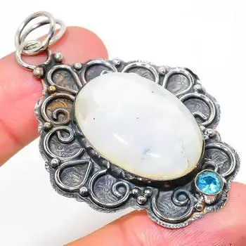 Natural Rainbow Moonstone, Topaz Gemstone 925 Sterling Silver Pendant 2.56 n4p42